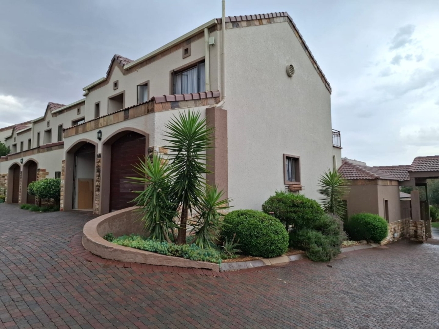 3 Bedroom Property for Sale in Woodland Hills Wildlife Estate Free State